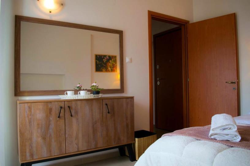 Sunny Central Luxury Apartment Volos Exterior photo